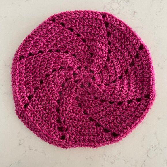 Hand Crafted Stylish Warm Crocheted Tam/Beret in Fuschia Pink Sz OS - Picture 2 of 5